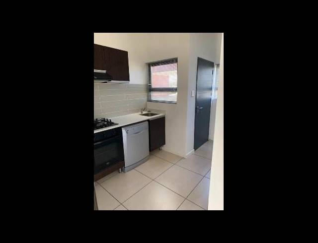 1 BEDROOM PROPERTY TO RENT IN FOURWAYS